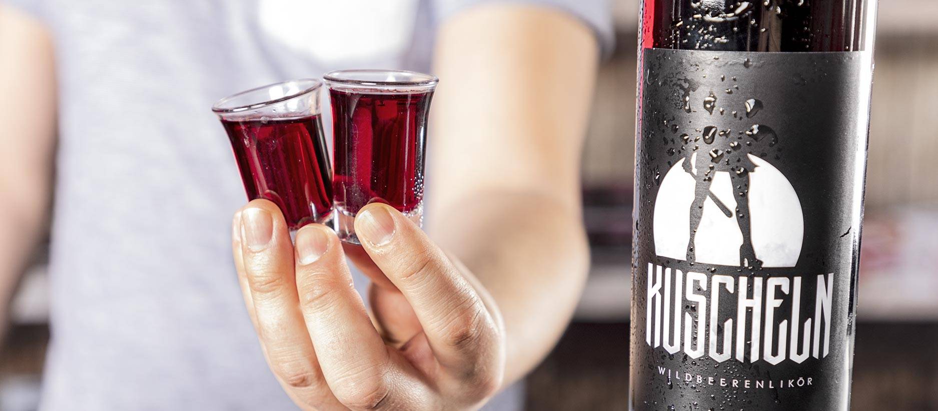 KUSCHELN mit zwei Shots