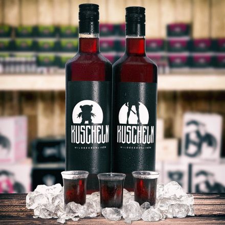 KUSCHELN - der wilde Wildbeerenlikör